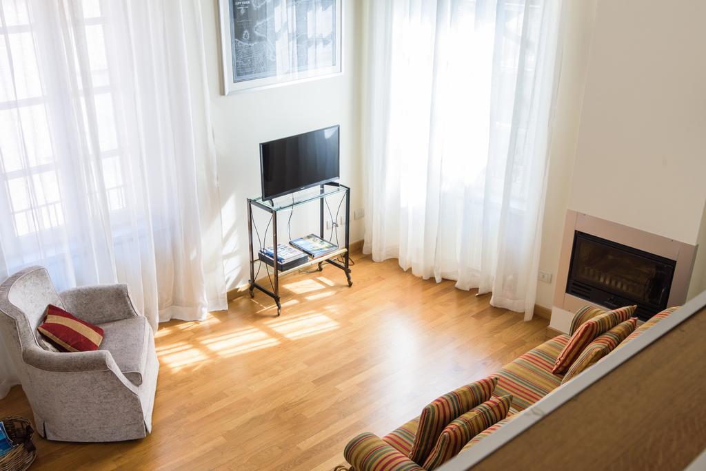 Via Rusconi 10 - Bymyhomeincomo Bagian luar foto